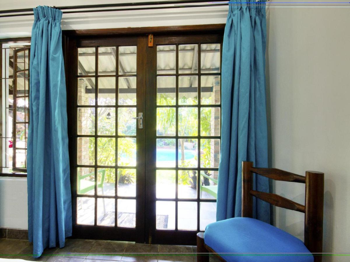 Maputaland Guest House St Lucia Bagian luar foto