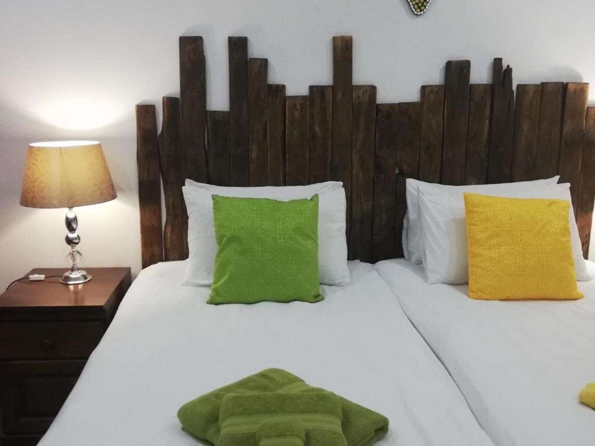 Maputaland Guest House St Lucia Bagian luar foto
