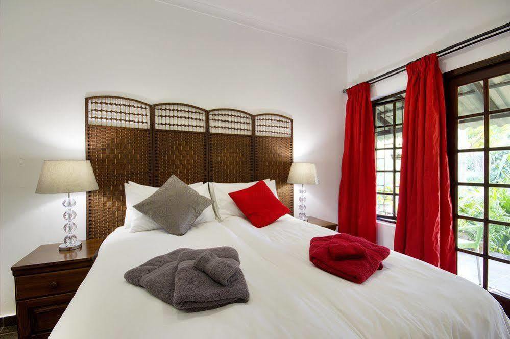 Maputaland Guest House St Lucia Bagian luar foto