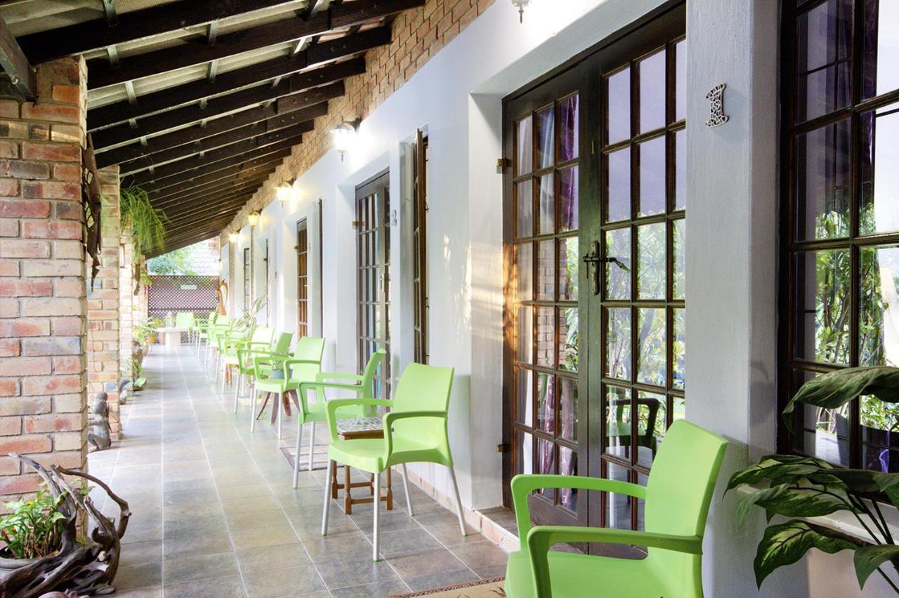Maputaland Guest House St Lucia Bagian luar foto